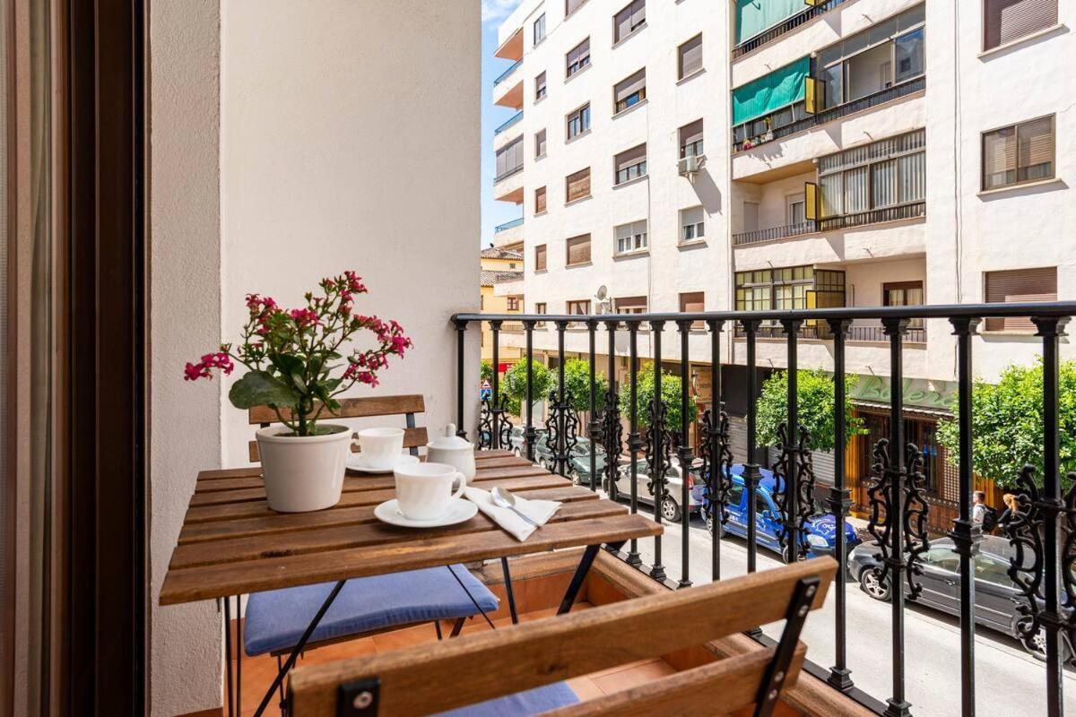 Tu Hogar En Ronda, La Ciudad Sonada Apartamento